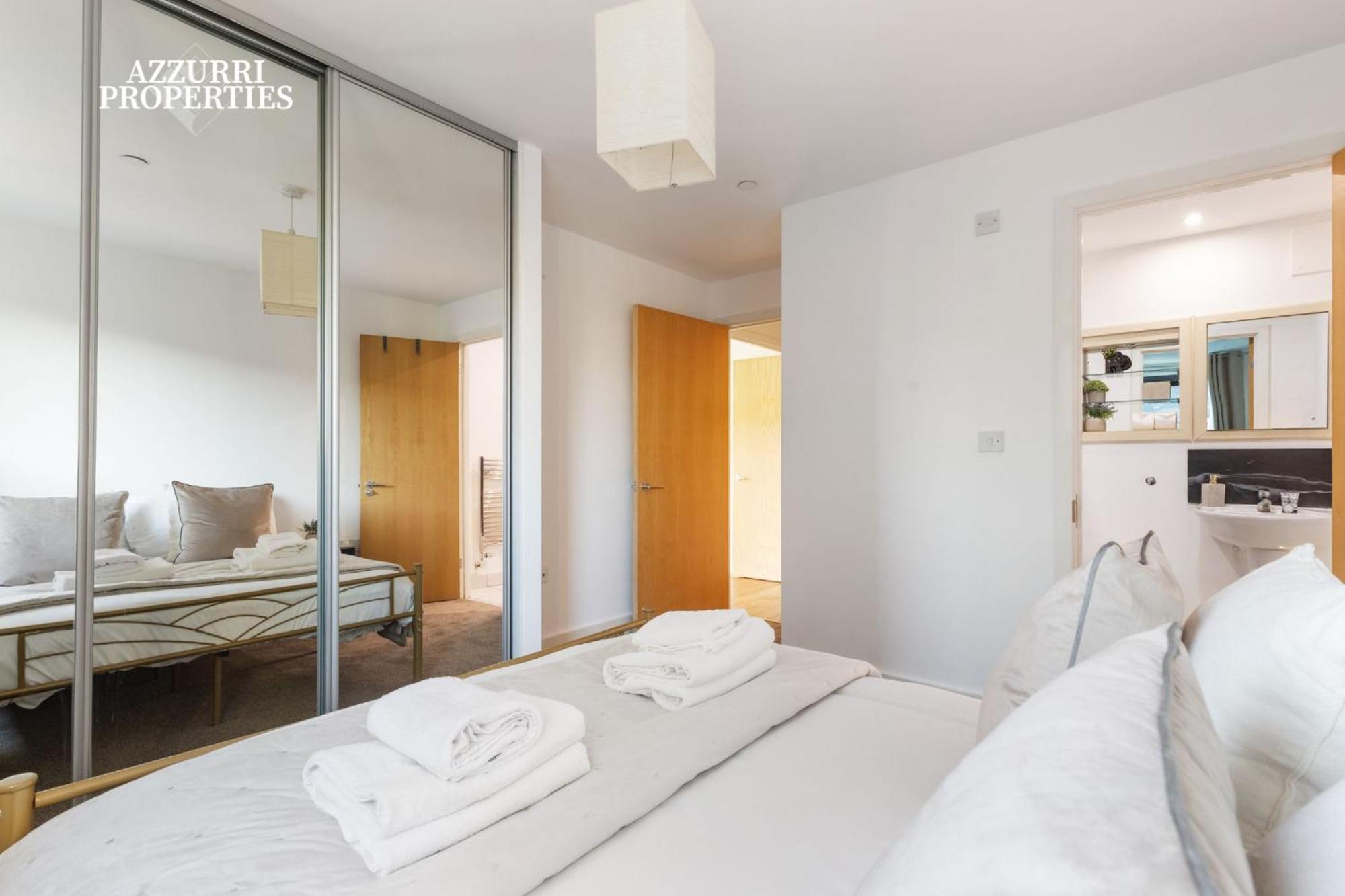 Apartment Monthly At Millharbour